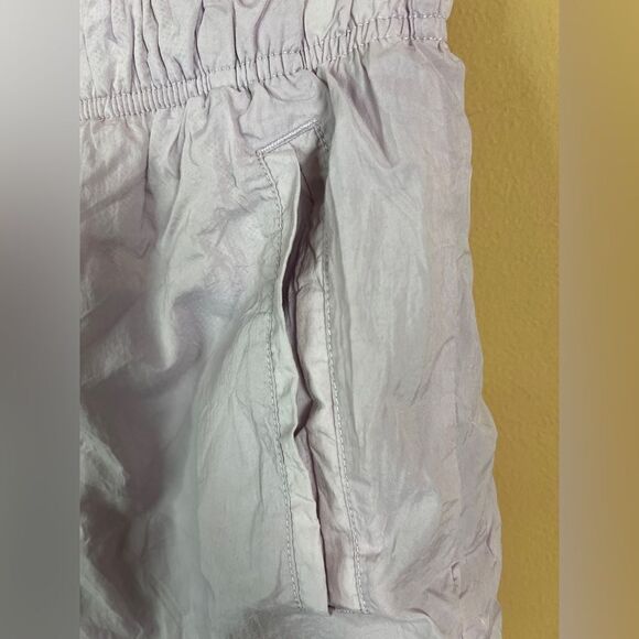 Nike Men’s Size Medium Lavender Purple Swim Trunks with Pockets - Picture 2 of 6